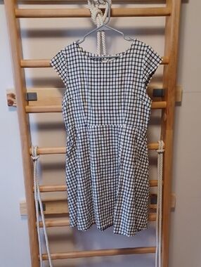 MATA TRADERS Cap Sleeve Short Summer Dress size L, cute B/W check, 100% Cotton